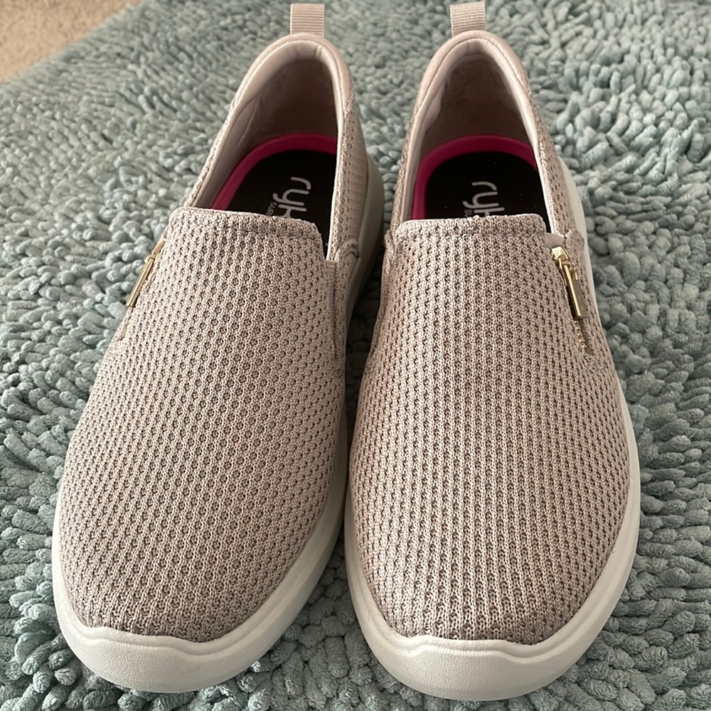 Ryka ally slip-on sneaker. Brand new- no box size 8M. Color- cloud beige leopard